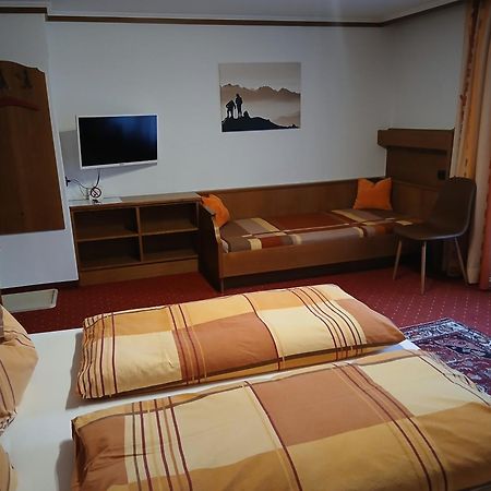 Gaestehaus Tramnitz Mayrhofen Esterno foto